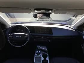 Kia EV6 thumbnail 14