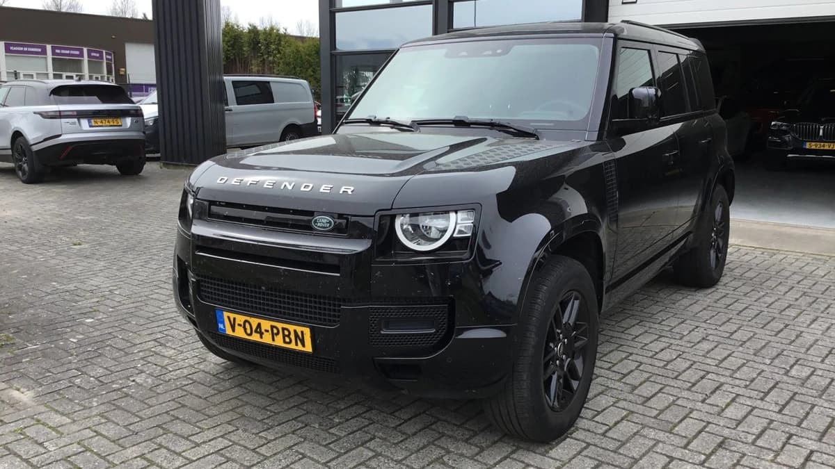 Land Rover Defender — foto 1
