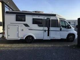 Adria COMPACT SL thumbnail 6