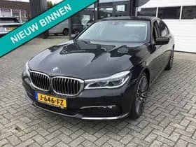 BMW 7-Serie thumbnail 2