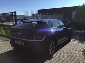 Kia EV6 thumbnail 3
