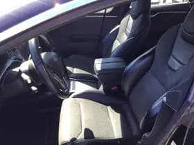 Tesla Model S thumbnail 9
