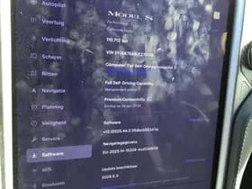 Tesla Model S thumbnail 13