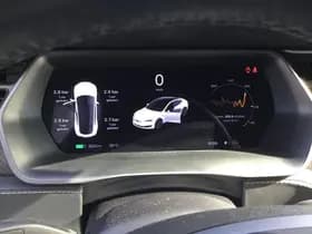 Tesla Model S thumbnail 14