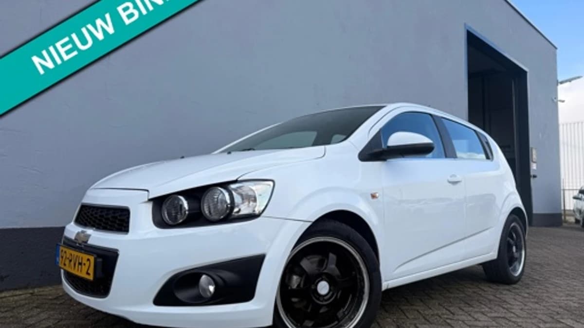 Chevrolet Aveo — foto 1