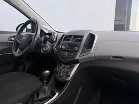 Chevrolet Aveo thumbnail 10
