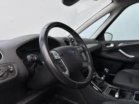 Ford Galaxy thumbnail 12