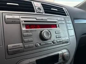 Ford Kuga thumbnail 12