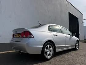 Honda Civic thumbnail 7