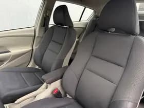 Honda Insight thumbnail 7