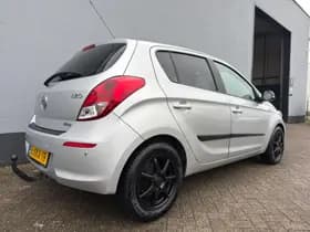 Hyundai i20 thumbnail 7