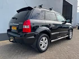 Hyundai Tucson thumbnail 6