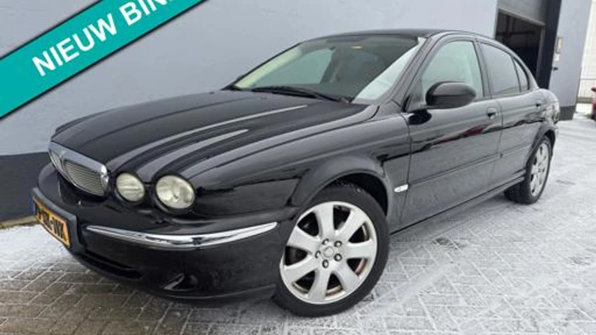 Jaguar X-type — foto 1