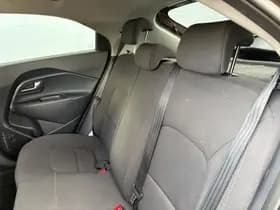 Kia Rio thumbnail 9