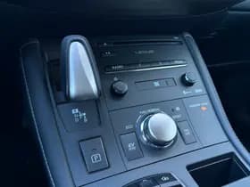 Lexus CT thumbnail 16