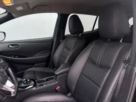 Nissan Leaf thumbnail 8