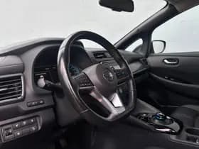 Nissan Leaf thumbnail 10