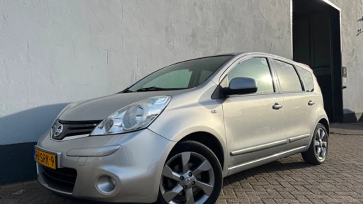 Nissan Note 1.6 Connect Edition Automaat — foto 1