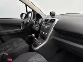 Opel Agila thumbnail 10