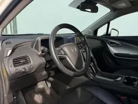 Opel Ampera thumbnail 10