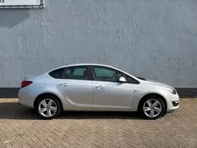 Opel Astra thumbnail 5