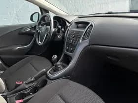 Opel Astra thumbnail 10