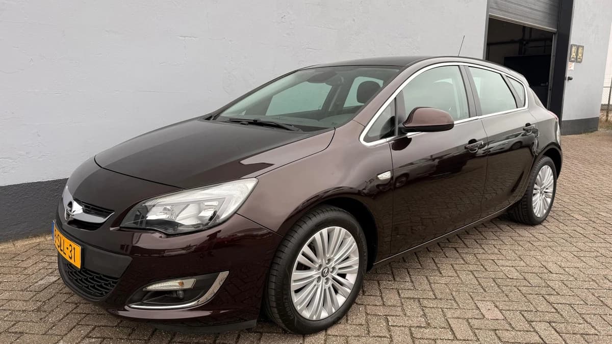 Opel Astra — foto 1