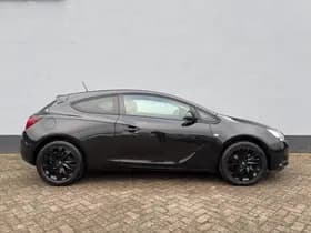 Opel Astra GTC thumbnail 6