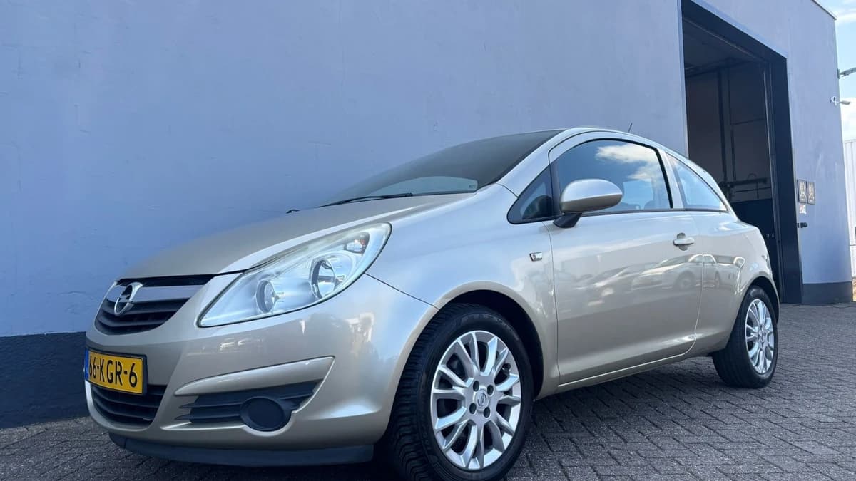 Opel Corsa — foto 1