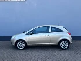 Opel Corsa thumbnail 2