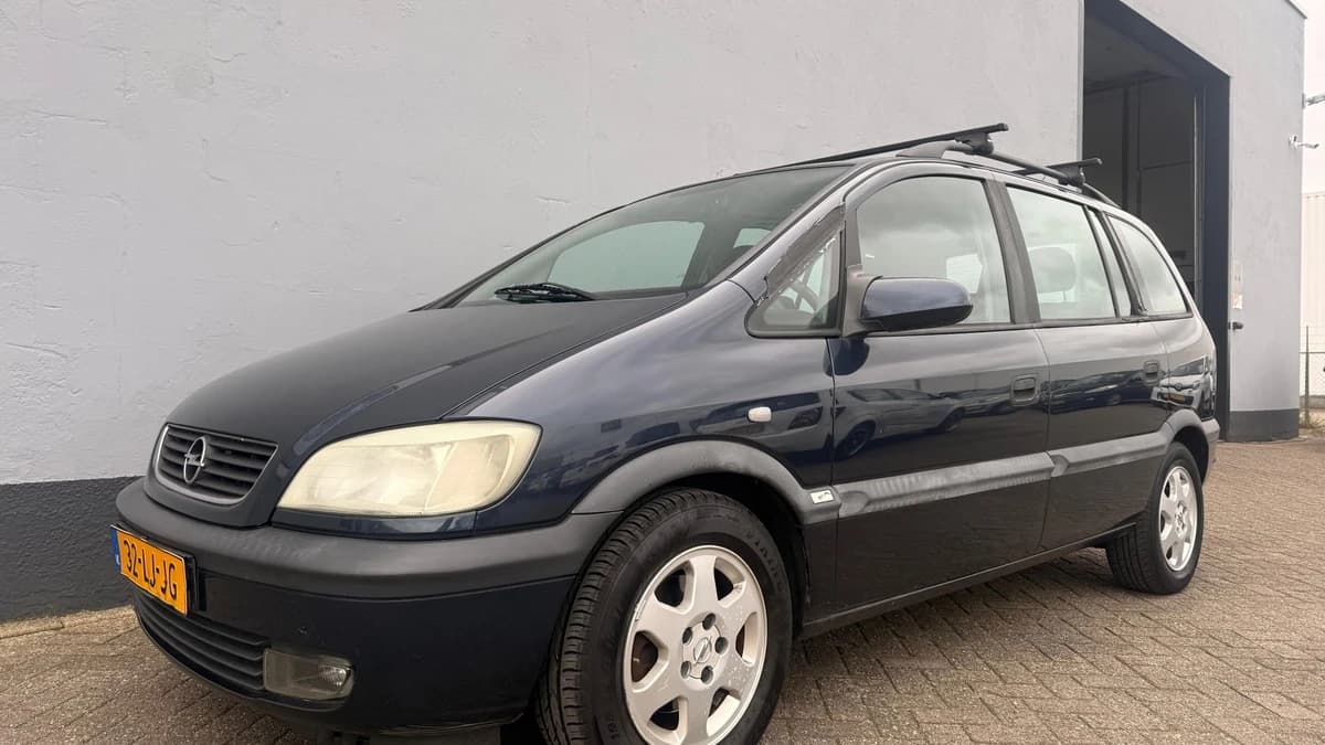 Opel Zafira — foto 1