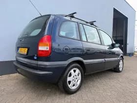 Opel Zafira thumbnail 7
