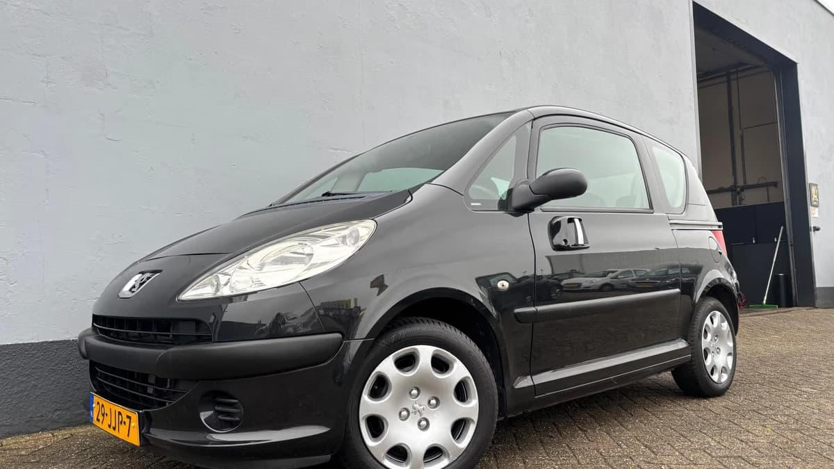 Peugeot 1007 — foto 1
