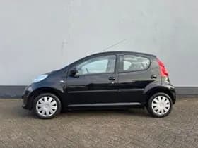 Peugeot 107 thumbnail 2