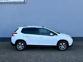 Peugeot 2008 thumbnail 5