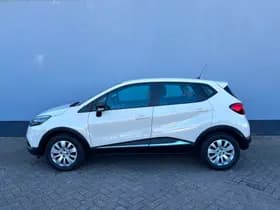 Renault Captur thumbnail 2