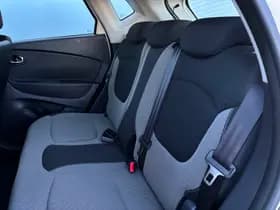 Renault Captur thumbnail 8