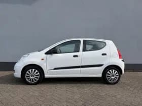 Suzuki Alto thumbnail 2