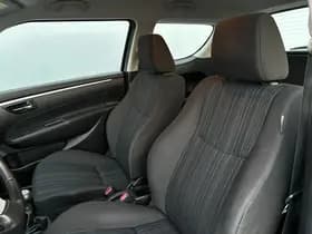 Suzuki Swift thumbnail 7
