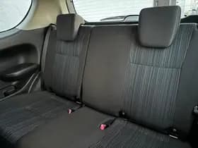 Suzuki Swift thumbnail 8