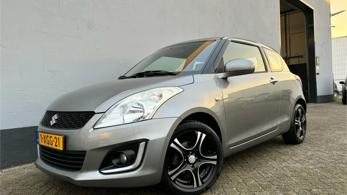 Suzuki Swift — foto 1