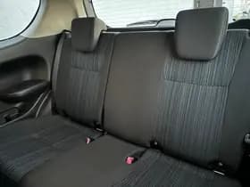 Suzuki Swift thumbnail 8
