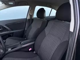 Toyota Avensis thumbnail 7