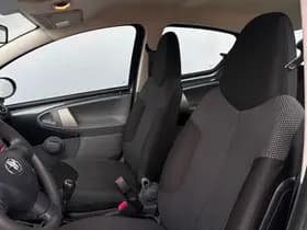 Toyota Aygo thumbnail 7