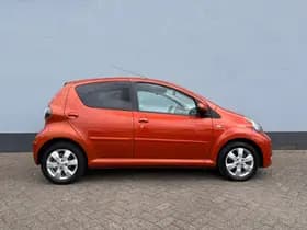 Toyota Aygo thumbnail 5