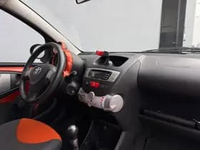 Toyota Aygo thumbnail 9