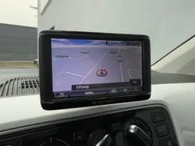 Volkswagen Up! thumbnail 13