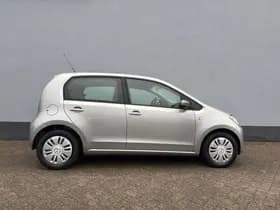 Volkswagen Up! thumbnail 5