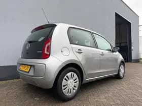 Volkswagen Up! thumbnail 6