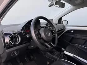 Volkswagen Up! thumbnail 8
